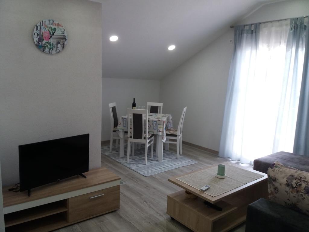 Apartmani Beljkas Tivat Eksteriør billede